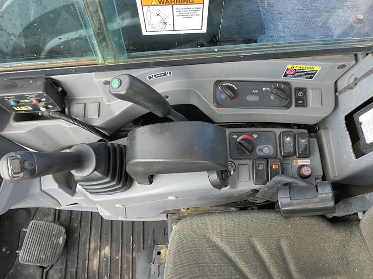 2017-kubota-kx080-image-36