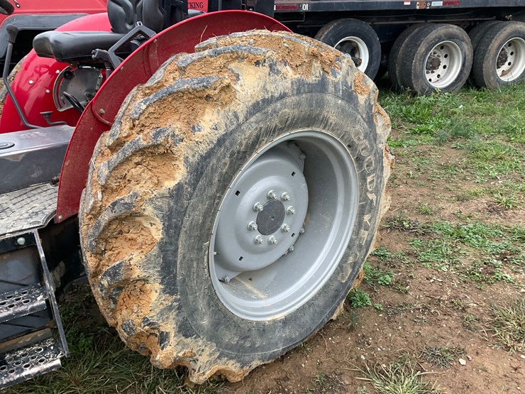 massey-ferguson-2607h-image-12