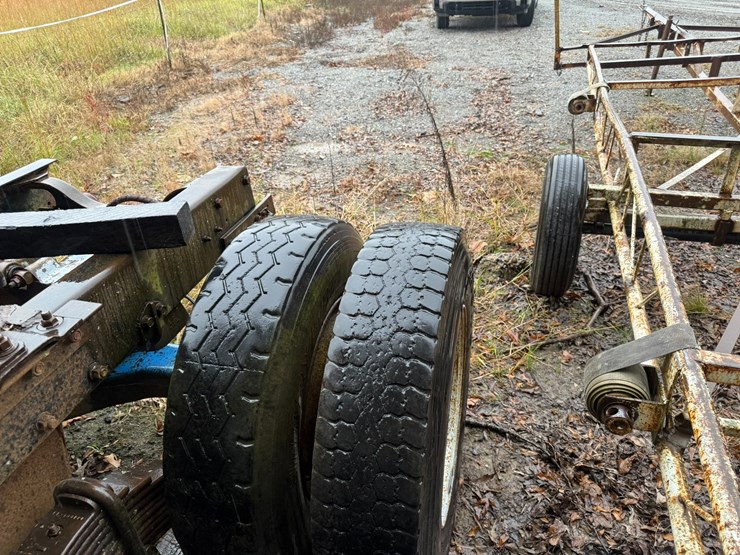 #22576-•-inop-1987-mack-r600k-t/a-single-cab-truck-tractor-vin:-1m3n231k8ht004087-image-5