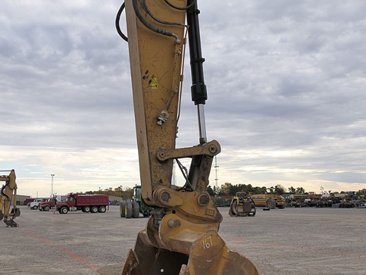 2015-caterpillar-329fl-image-8