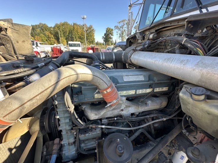 1995-kenworth-t800-image-23