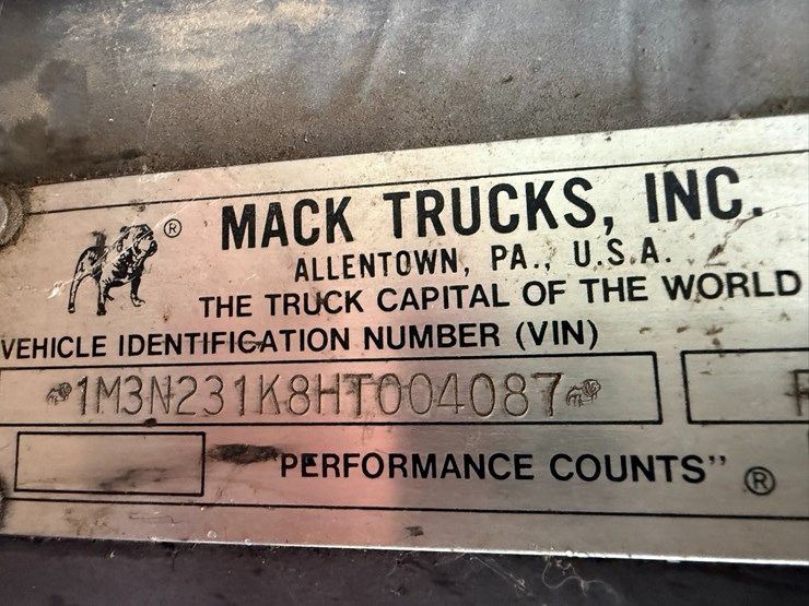 #22576-•-inop-1987-mack-r600k-t/a-single-cab-truck-tractor-vin:-1m3n231k8ht004087-image-48