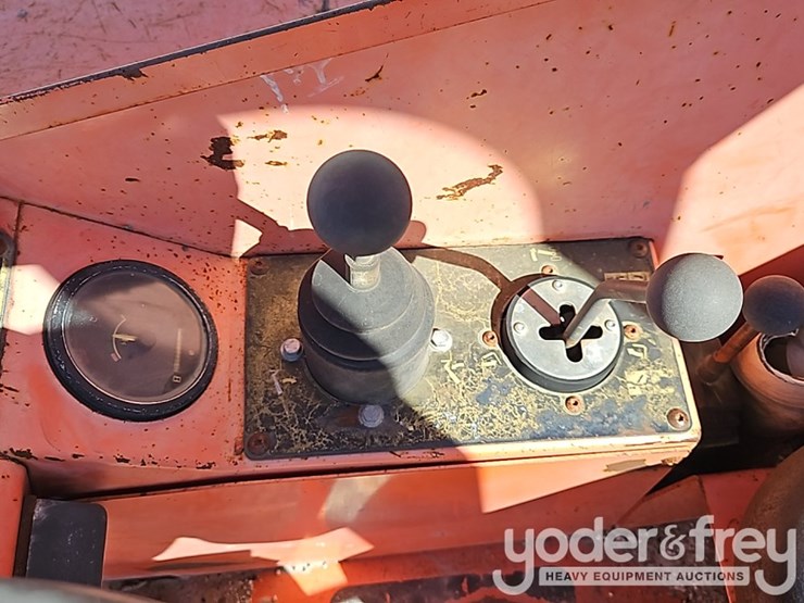 2006-sky-trak-6036-image-23