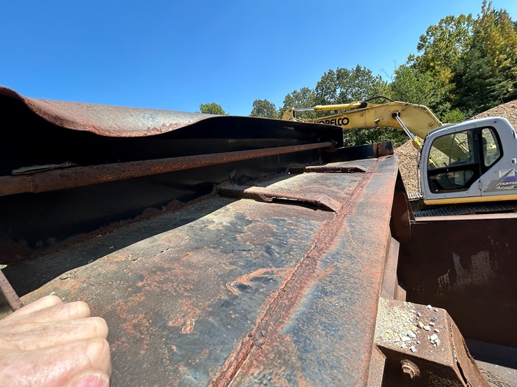 #22533-•-1994-freightliner-t/a-daycab-dump-truck-vin:-1fuyfdyb6rp462199-image-63