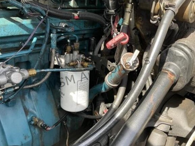 international-4700-image-17