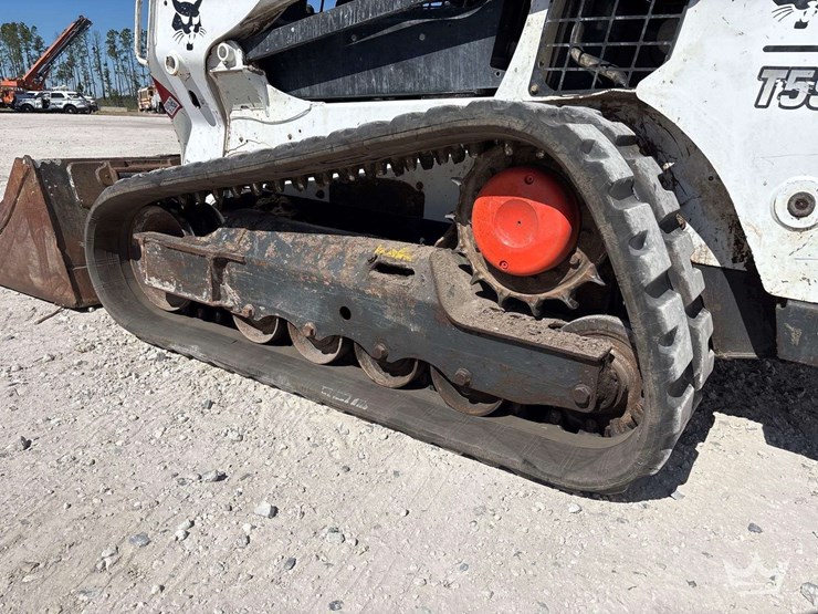 2018-bobcat-t590-image-25