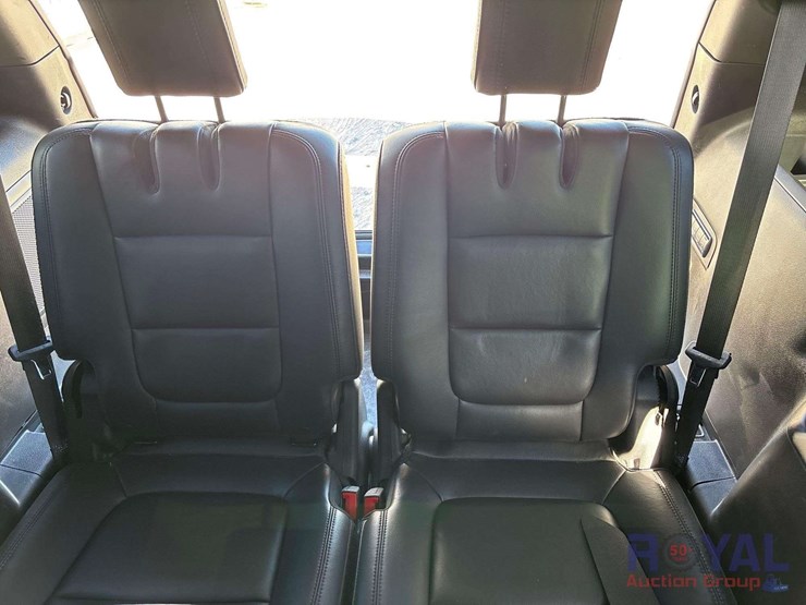 2014-ford-explorer-limited-image-24