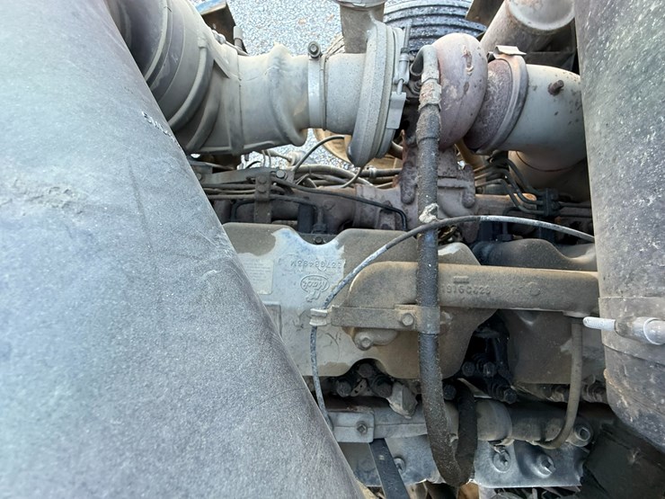 1995-mack-ch613-image-52