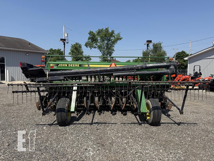 1993-john-deere-750-image-4