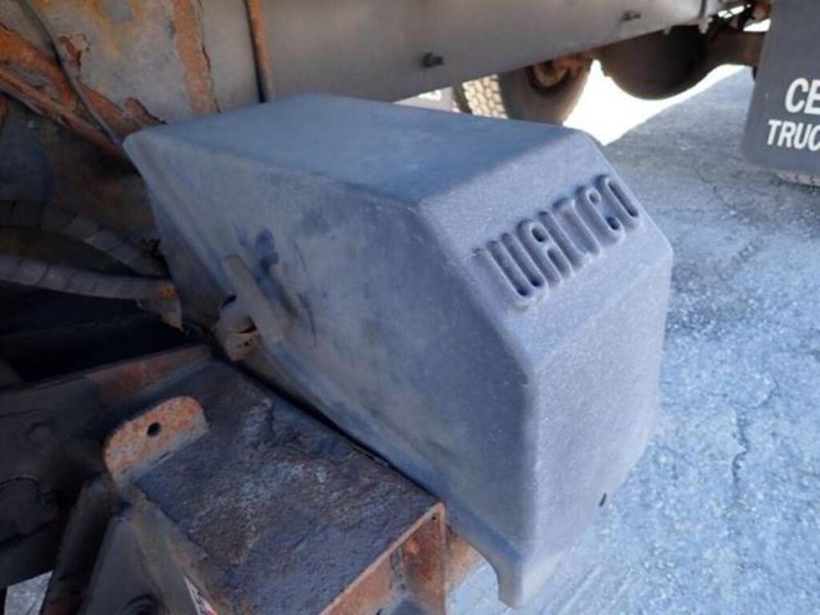 2013-ford-f750-image-51