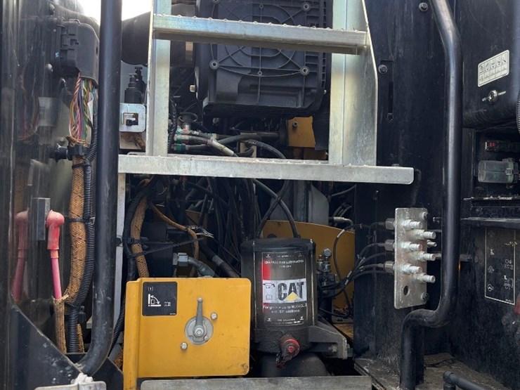 caterpillar-m316f-image-17