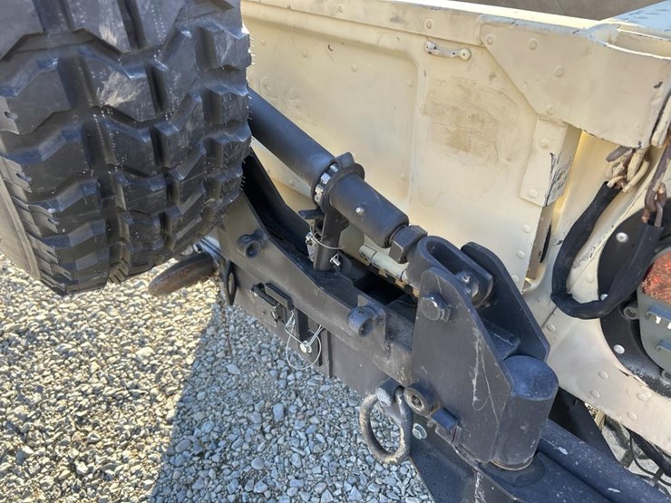 #5036-•-hummer-hmmwv-image-19