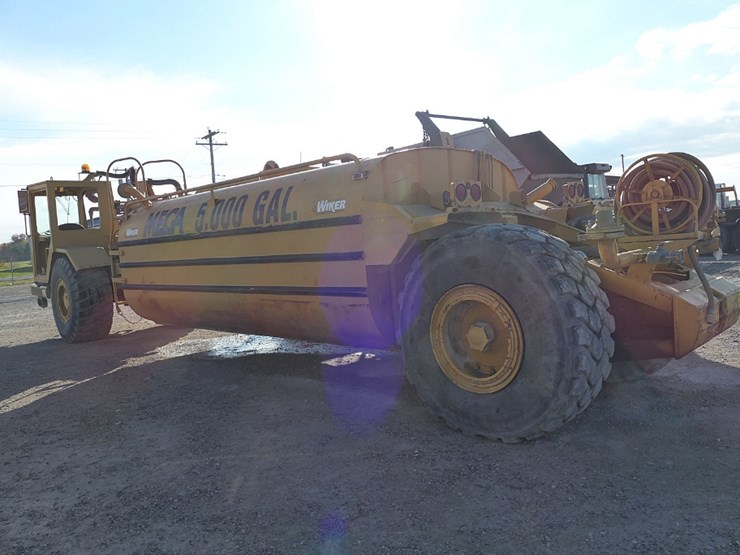 caterpillar-613b-image-2