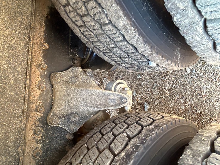 #22533-•-1994-freightliner-t/a-daycab-dump-truck-vin:-1fuyfdyb6rp462199-image-15