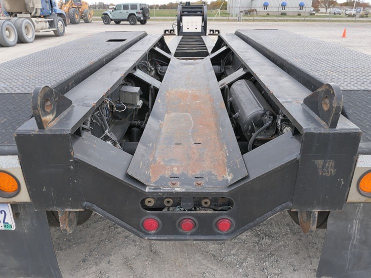 2017-fontaine-55-ton-image-26