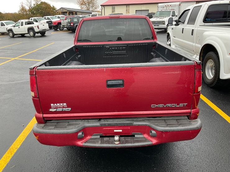 2002-chevrolet-s10-image-2