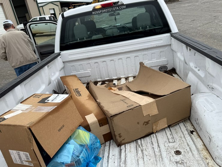 2017-ford-f150-image-17