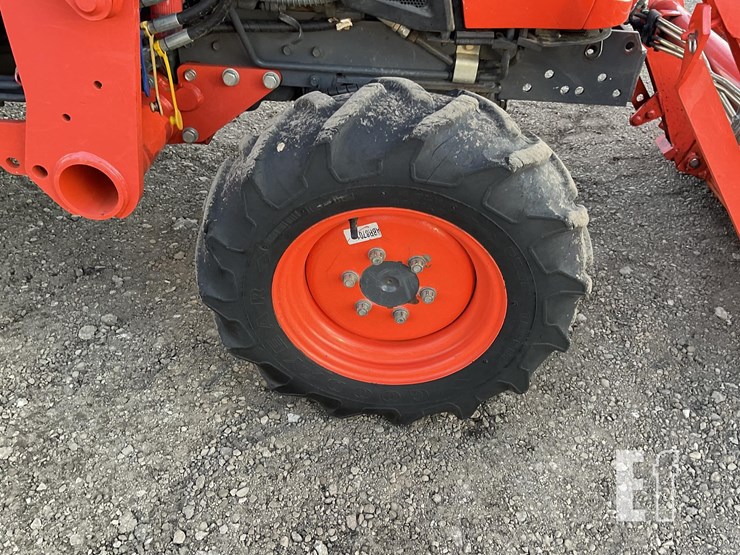 2018-kubota-b2601hsd-image-14