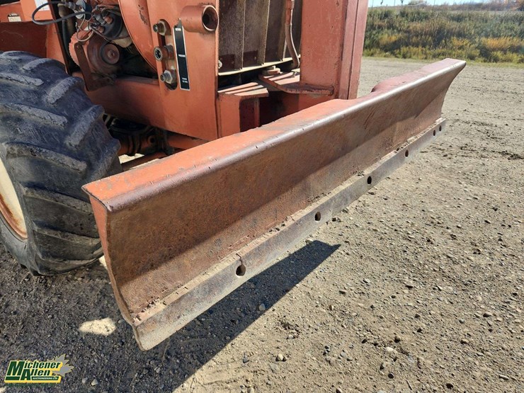 ditch-witch-r40a-image-25