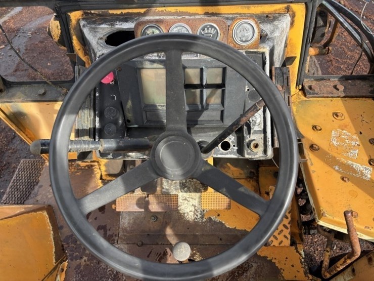 1980-case-580c-image-20