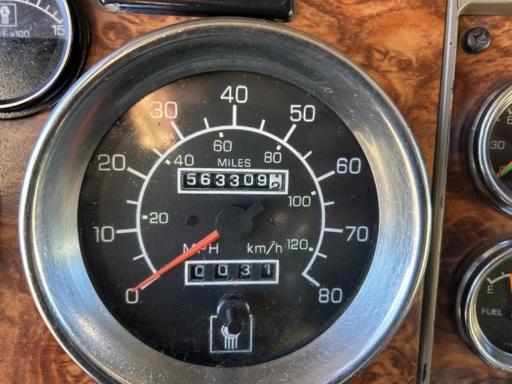 kenworth-t800-image-73