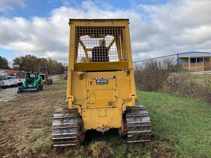 caterpillar-d5c-xl-image-3