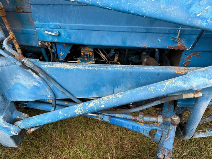 ford-tractor-image-13