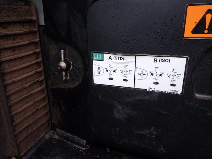 2022-bobcat-e35i-image-21