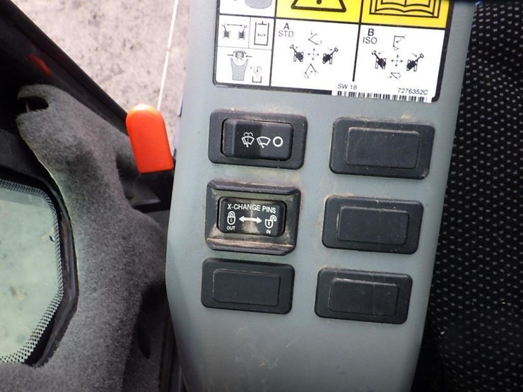 2022-bobcat-e35i-image-24