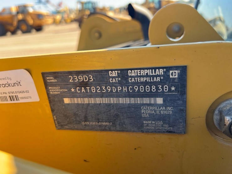 2020-caterpillar-239d3-image-23