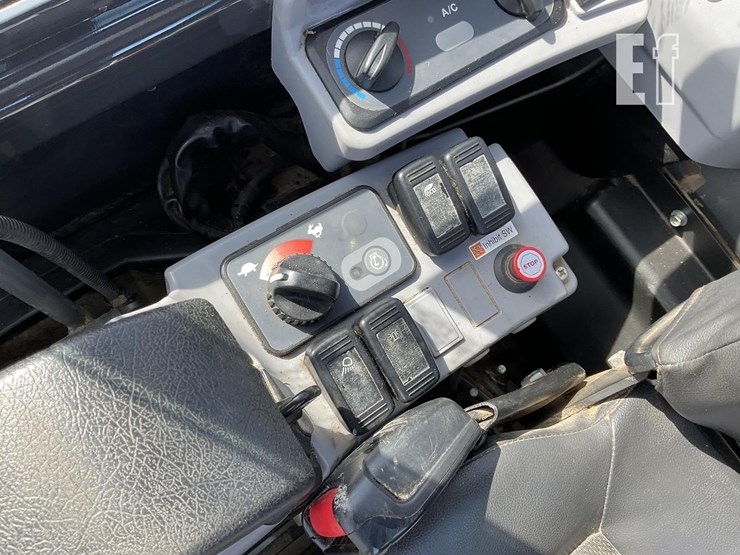 2020-kubota-kx057-4-image-22