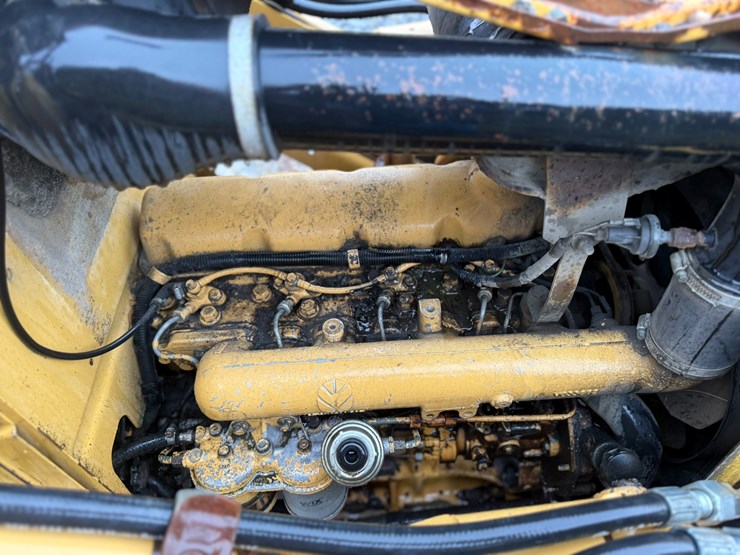 #22581-•-inop-ford-550d-backhoe-loader-image-35