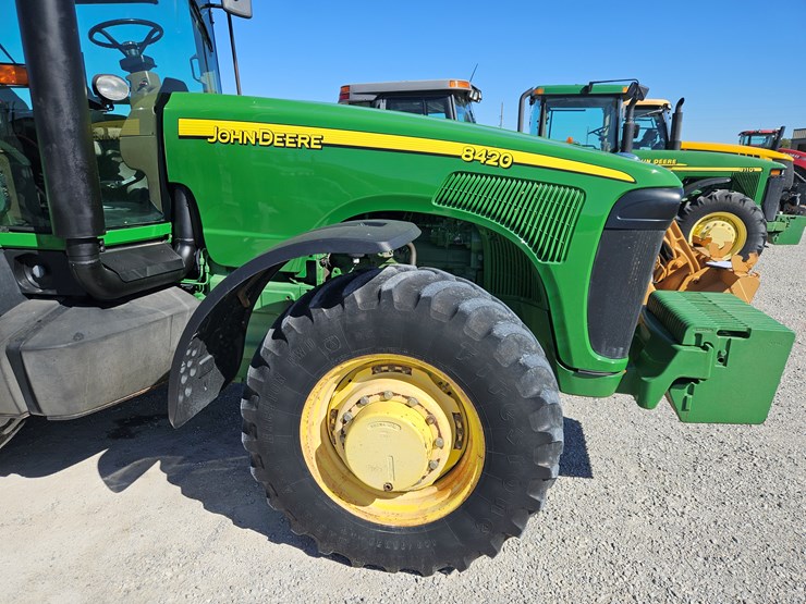 2005-john-deere-8420-image-4