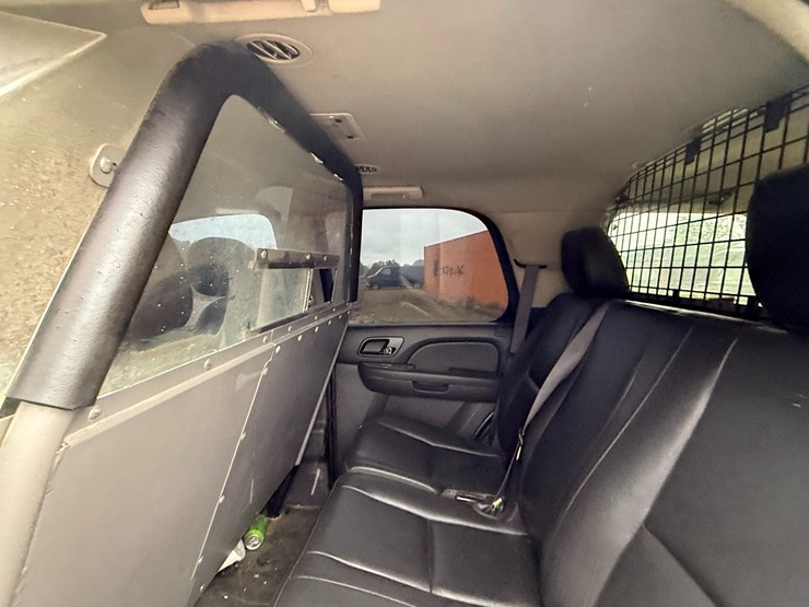 2014-chevrolet-tahoe-image-20