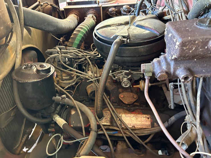 #22556-•-howe-load-star-1800-s/a-daycab-fire-truck-d0532ghb25589-image-42