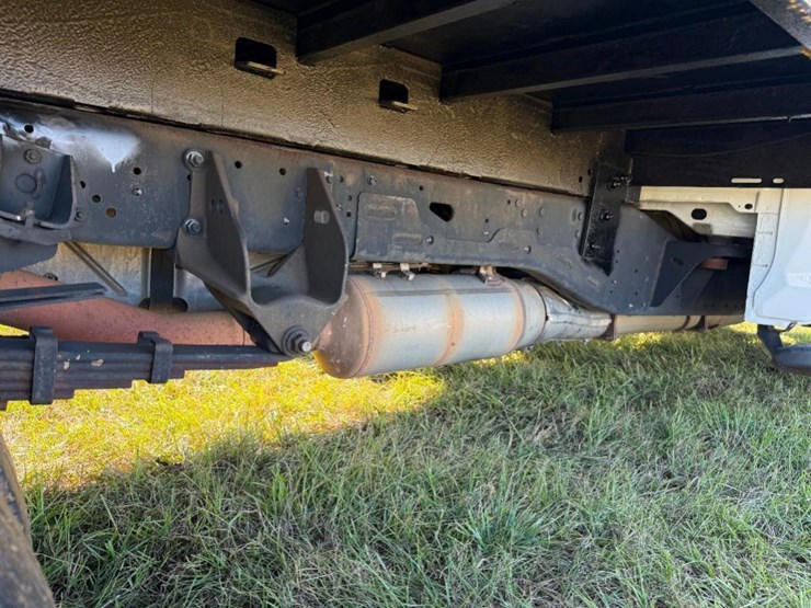 2020-dodge-ram-5500-image-9