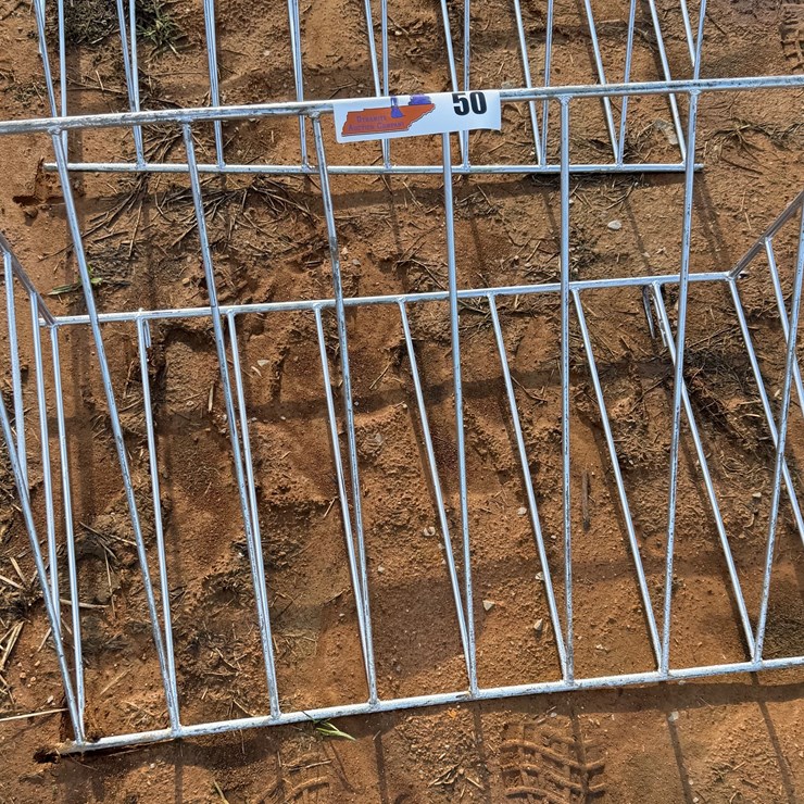 #50 • Hanging Hay Manger w/ Hooks