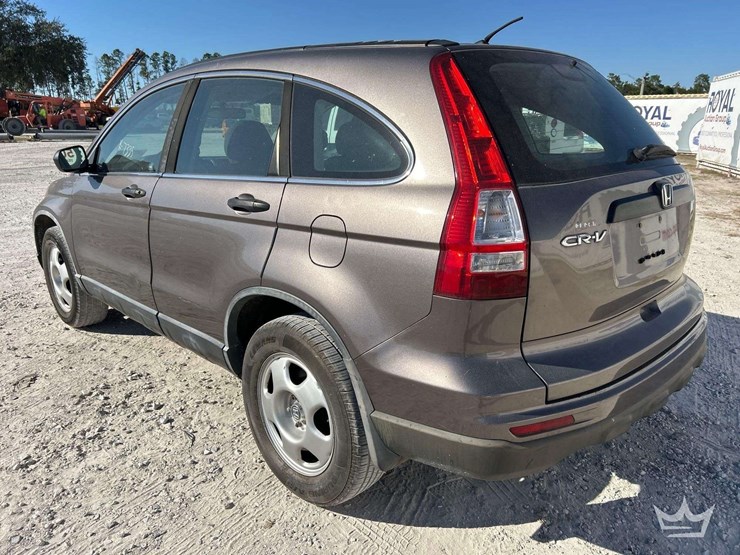 2010-honda-crv-image-4