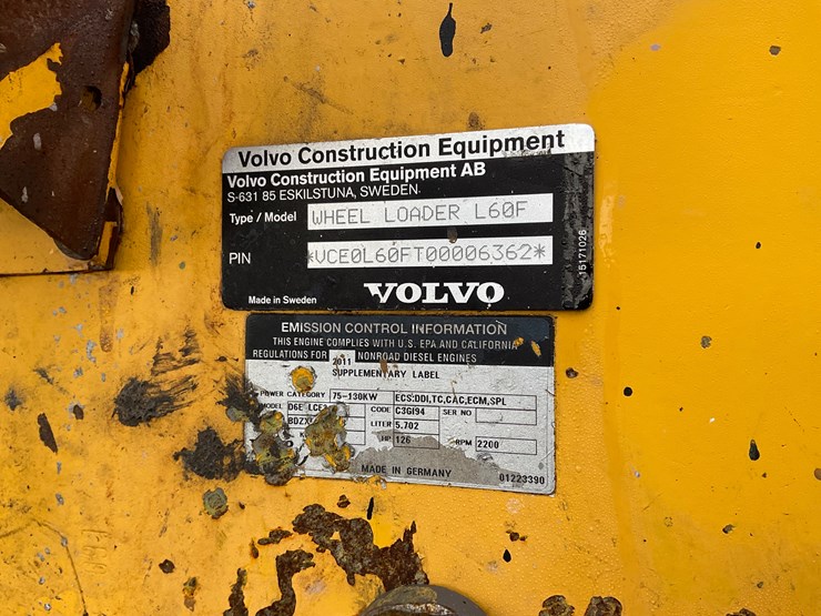 2011-volvo-l60f-image-17