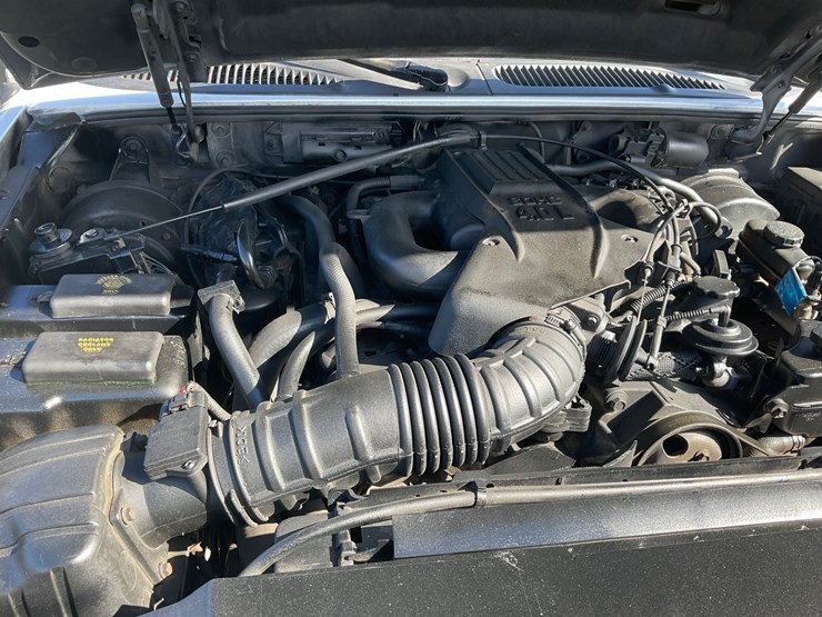 2001-ford-explorer-sport-trac-image-10