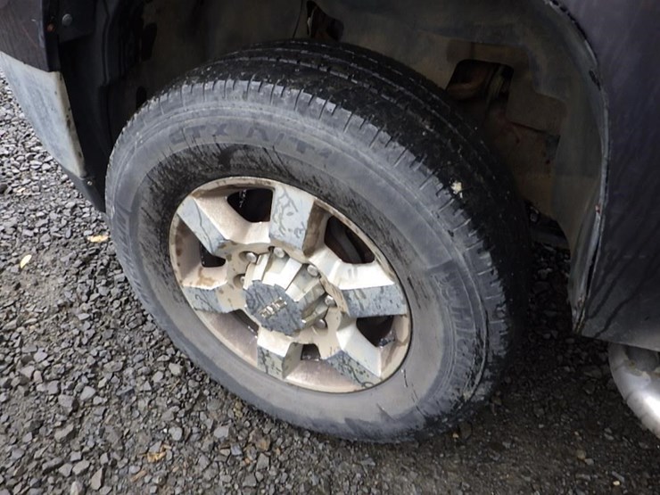 2011-gmc-2500hd-image-29