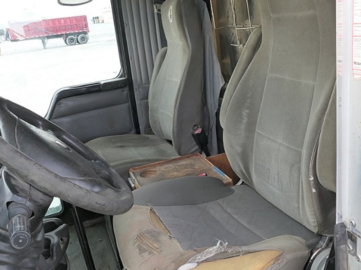 2006-kenworth-t800b-image-39