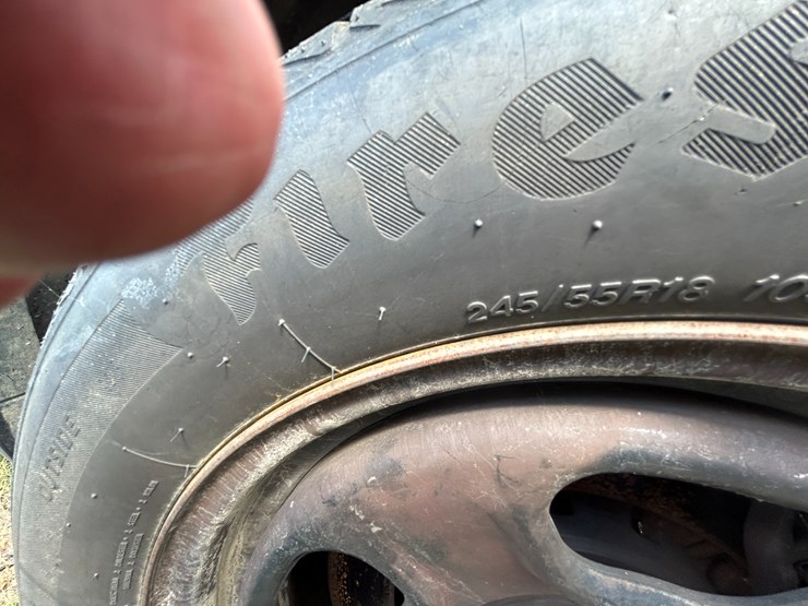 2013-ford-explorer-image-8