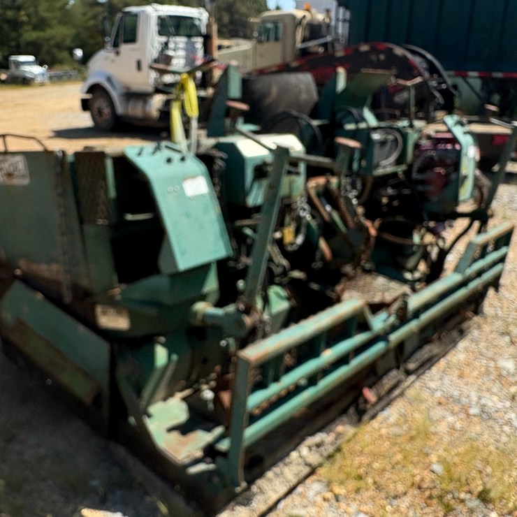 #22535 • INOP Layton 525 Paver