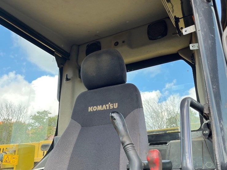 komatsu-pc138us-lc-image-24