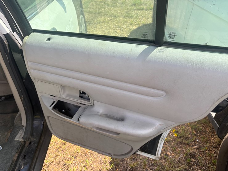 2010-link-175-image-22