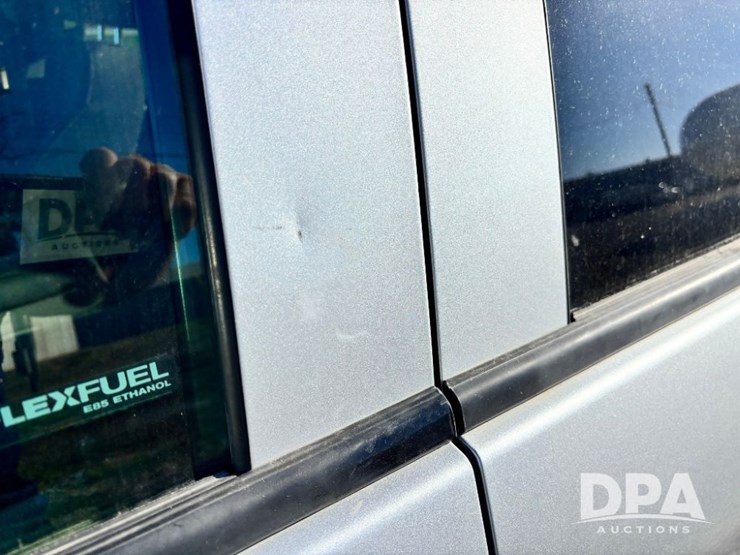 2015-chevrolet-silverado-image-24