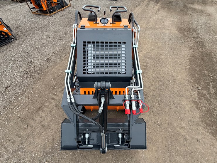 #1016-•-unused-2025-landhero-mini-skid-steer-loader-image-5