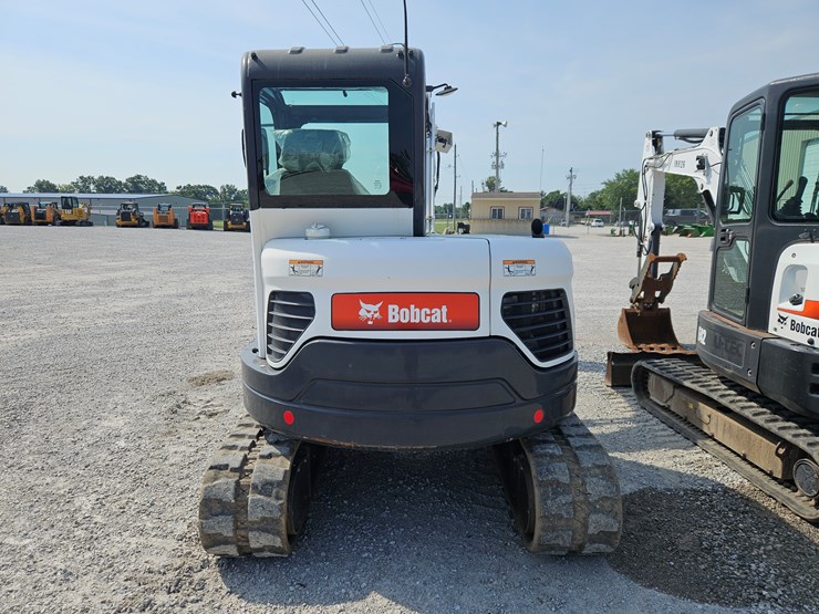 2016-bobcat-e63-image-17