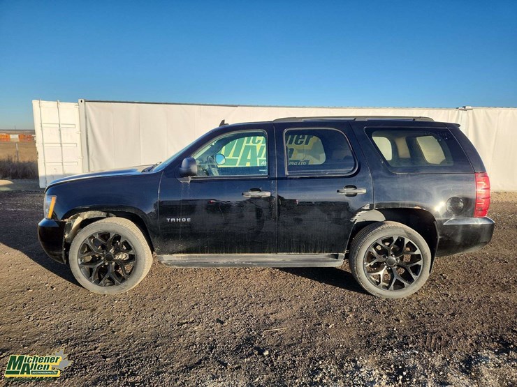 2013-chevrolet-tahoe-image-9